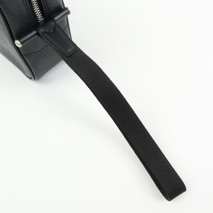 Louis Vuitton Kaluga Pochette Clutch Taiga Leather, Black, Leather, Clutch
