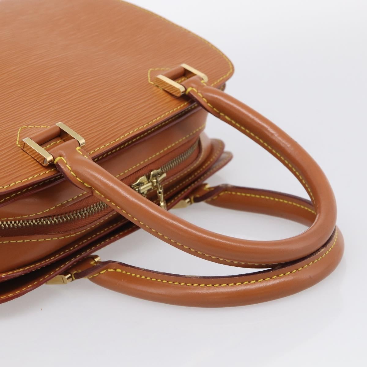 Louis Vuitton Pont Neuf Epi Leather, Gold, Leather, Handbag