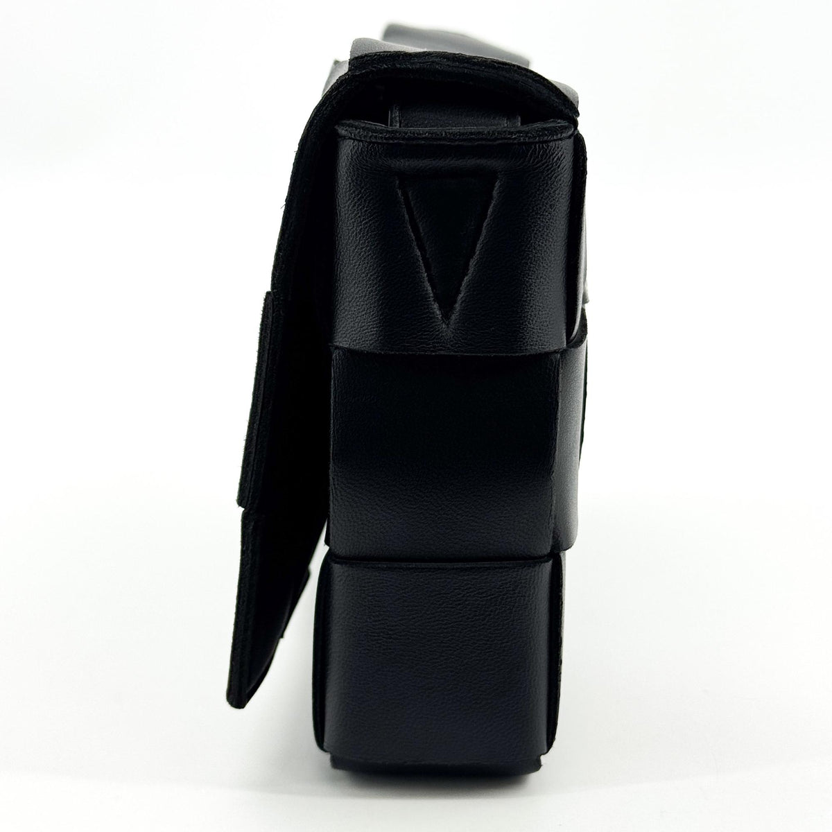 Bottega Veneta Cassette Maxi Intrecciato Leather, Black, Leather, Crossbody Bag