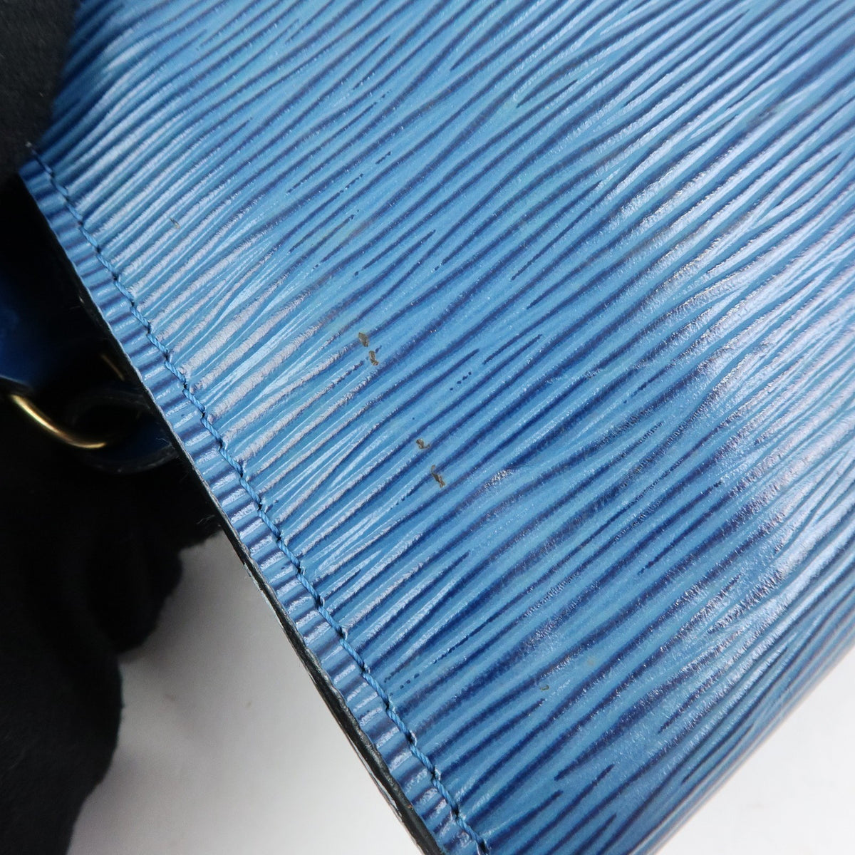 Louis Vuitton Pochette Accessoires Epi Leather, Blue, Leather, Clutch