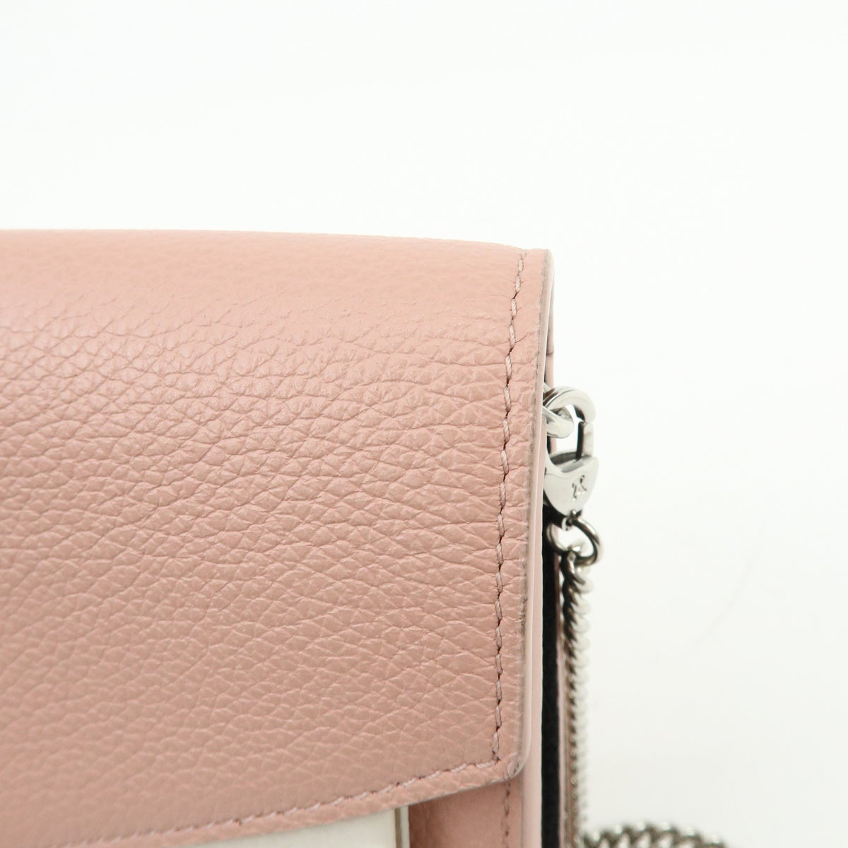 Louis Vuitton Mylockme Chain Pochette Leather, Pink, Leather, Clutch
