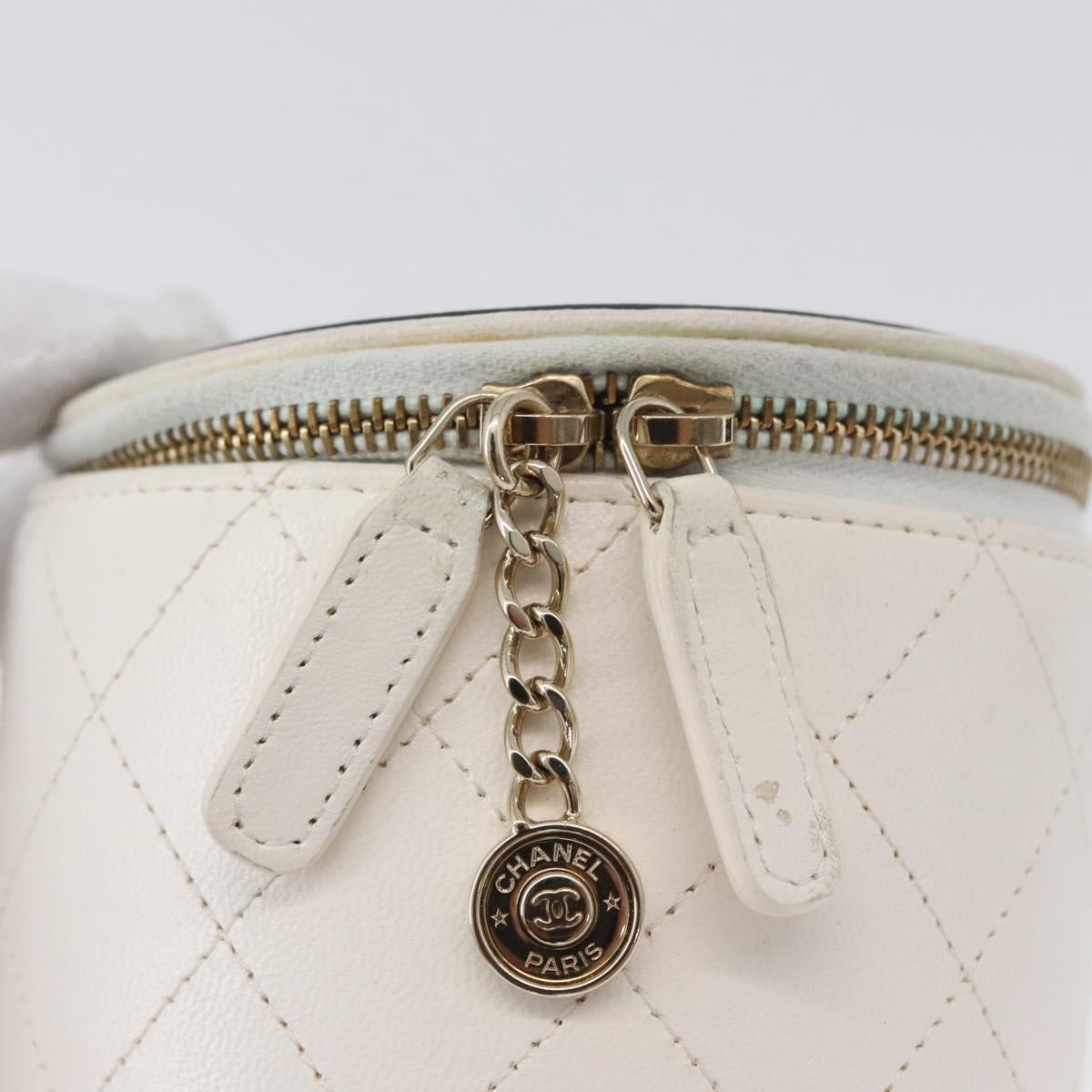 Chanel CC Round Vanity Case with Chain Quilted Lambskin, White, Leather, Clutch