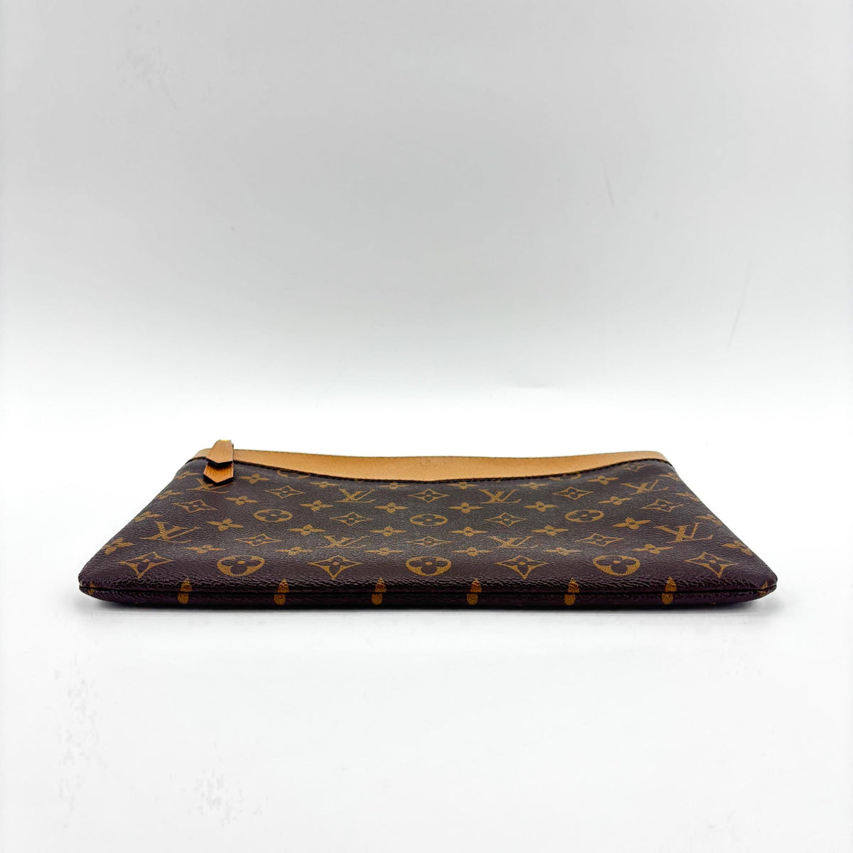 Louis Vuitton Daily Pouch Monogram Canvas, Brown, Canvas, Clutch