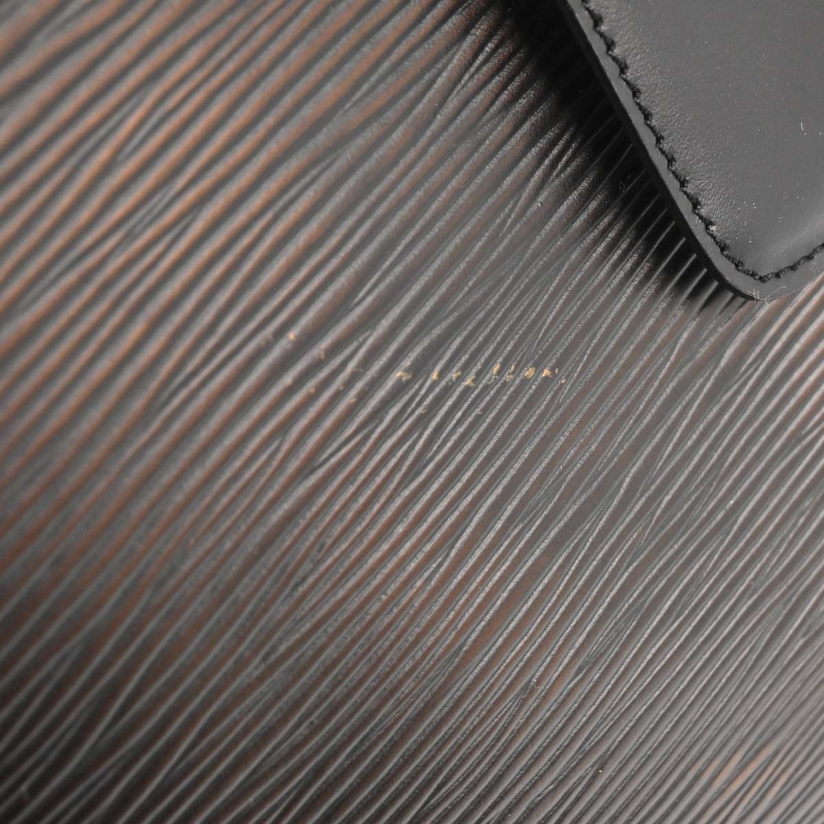 Louis Vuitton Reverie Epi Leather, Black, Leather, Shoulder Bag