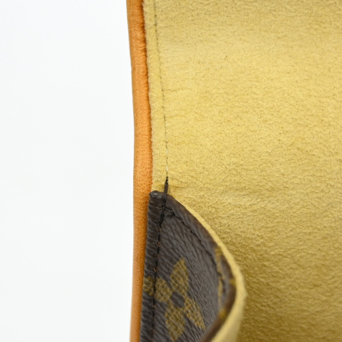 Louis Vuitton Florentine Canvas, Brown, Canvas, Clutch