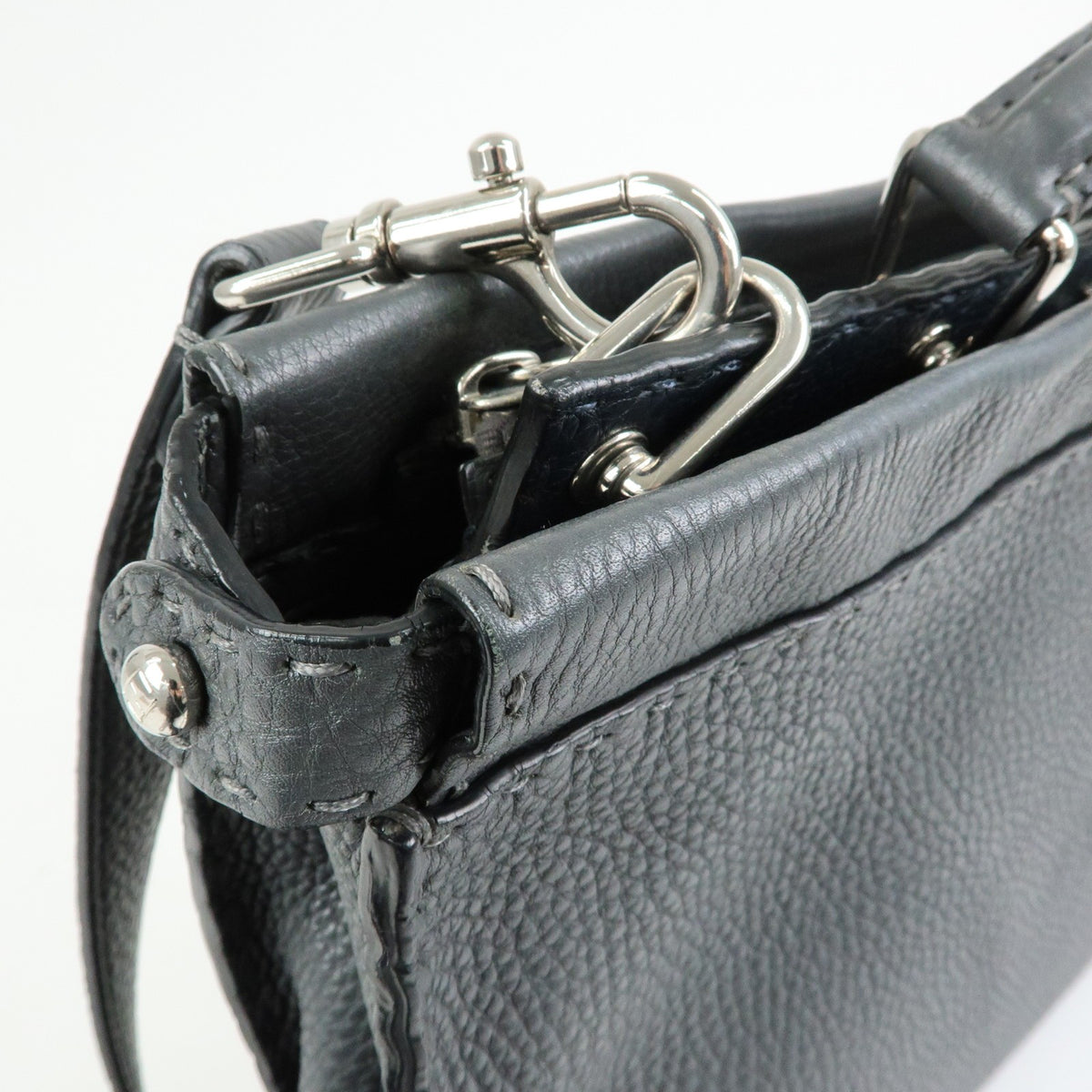 Fendi Selleria Peekaboo Grainy Leather, Gray, Leather, Handbag