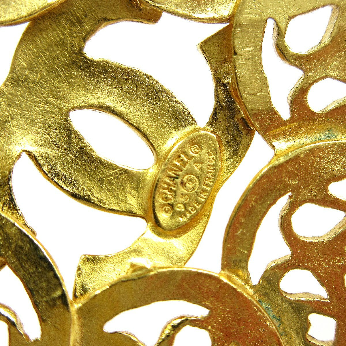 Chanel Vintage CC Flower Textured Metal, Gold, Gold Plated, Brooch