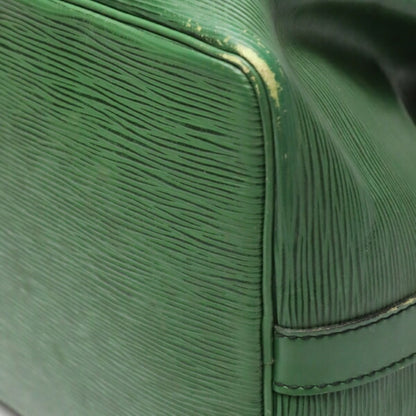 Louis Vuitton Petit Noé, Green, Leather, shoulder
