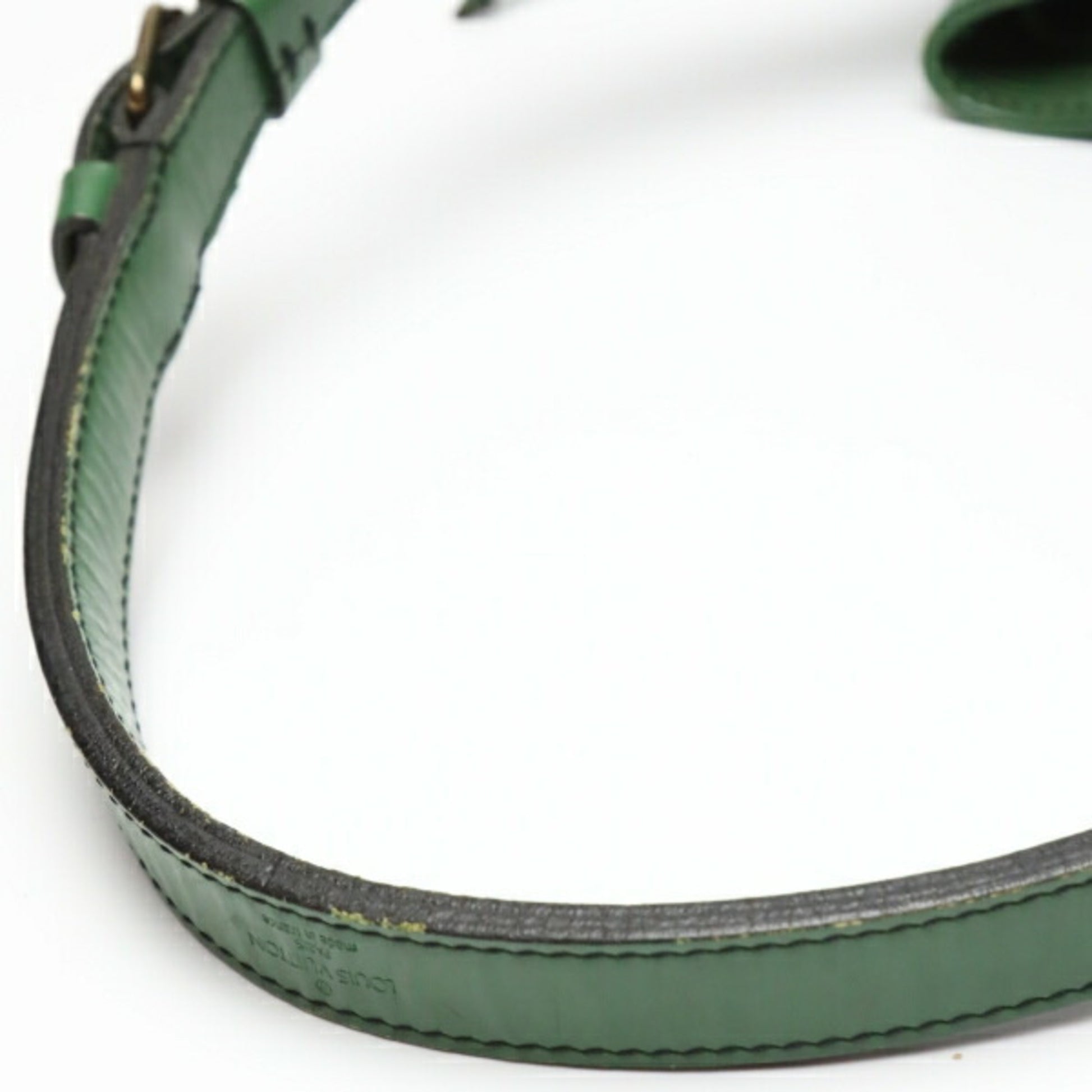 Louis Vuitton Petit Noé, Green, Leather, shoulder