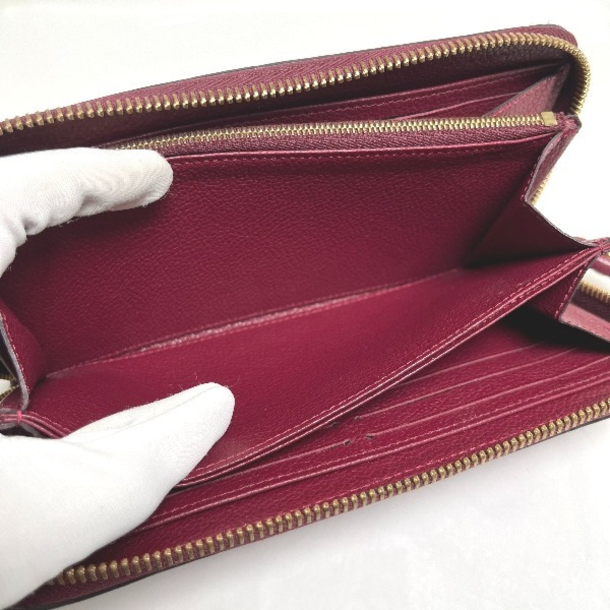 Louis Vuitton Zippy wallet, Red, Leather, wallet