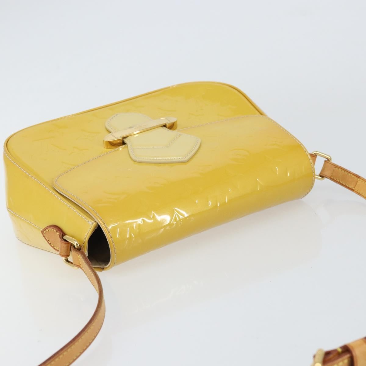 Louis Vuitton Bellflower Monogram Vernis, Brown, Patent Leather, Handbag