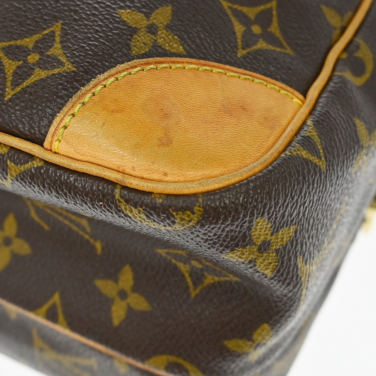 Louis Vuitton Nil Messenger Monogram Canvas, Brown, Canvas, Shoulder Bag