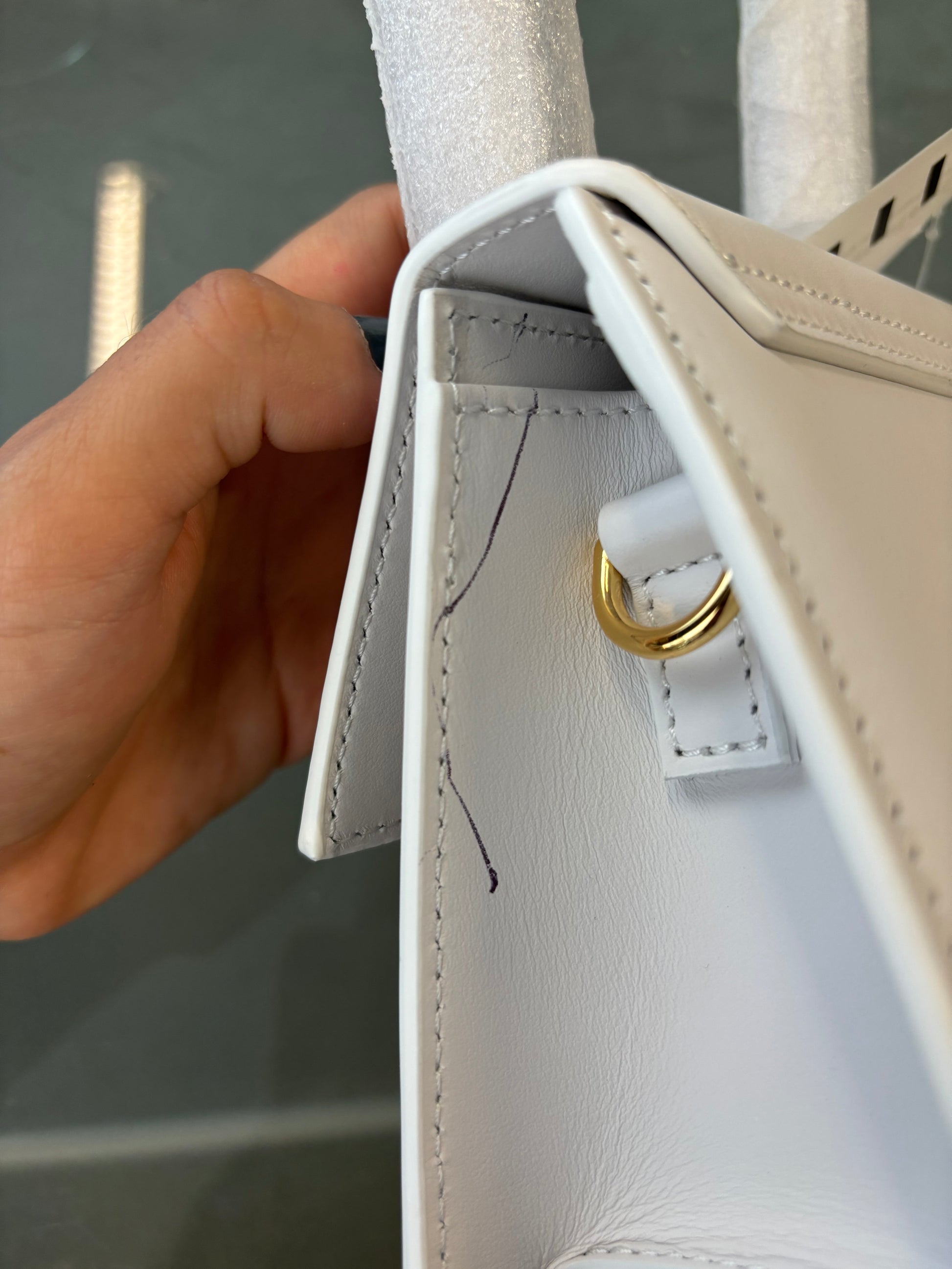 Jacquemus Le Chiquito Moyen Leather, White, Leather, Handbag