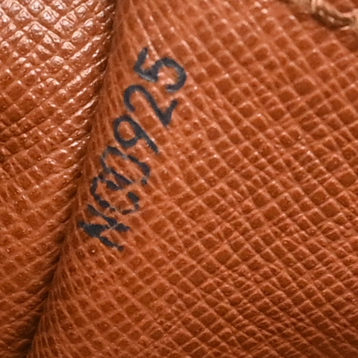 Louis Vuitton Papillon Monogram Canvas, Brown, Canvas, Handbag