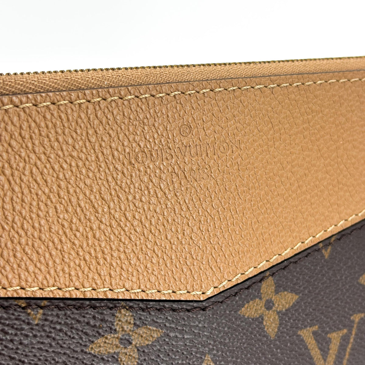 Louis Vuitton Daily Pouch Monogram Canvas, Brown, Canvas, Clutch