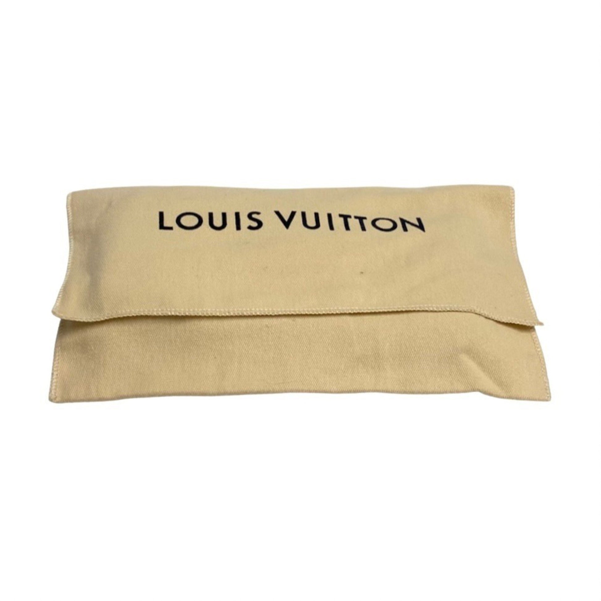 Louis Vuitton Capucines, Black, Leather, wallet