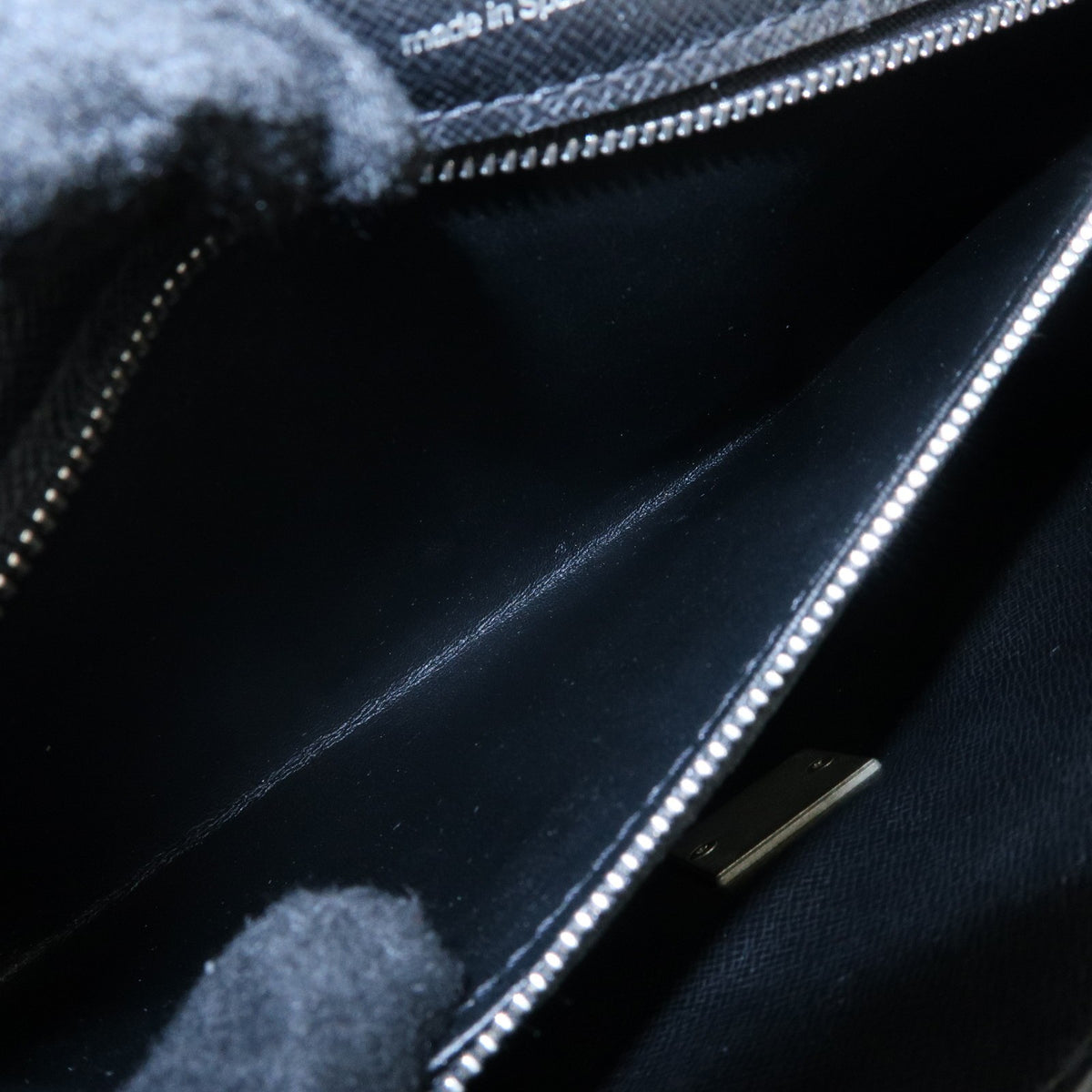 Louis Vuitton Selenga Pochette Taiga Leather, Black, Leather, Clutch