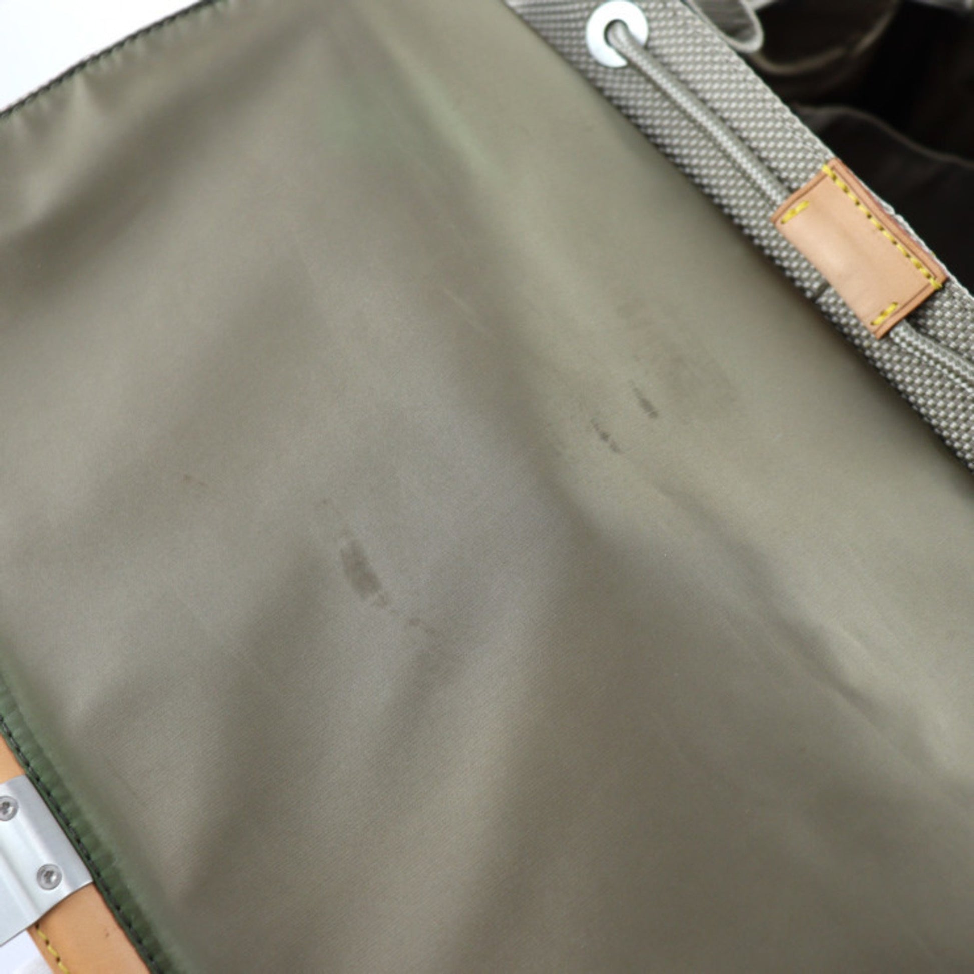 Louis Vuitton Pionie, Beige, Leather, backpack