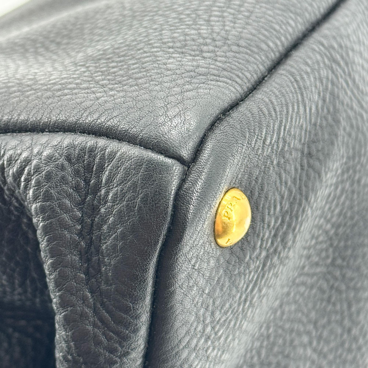 Prada Convertible Open Leather, Black, Leather, Tote Bag