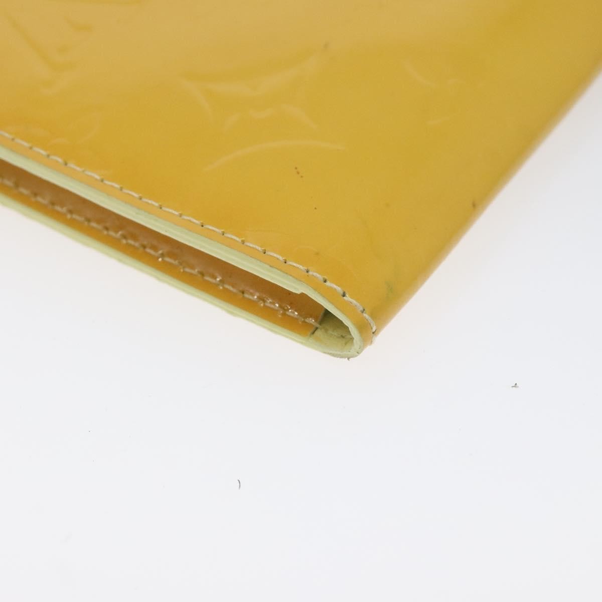 Louis Vuitton Kenmare Shoulder Patent leather, Yellow, Patent Leather, Clutch
