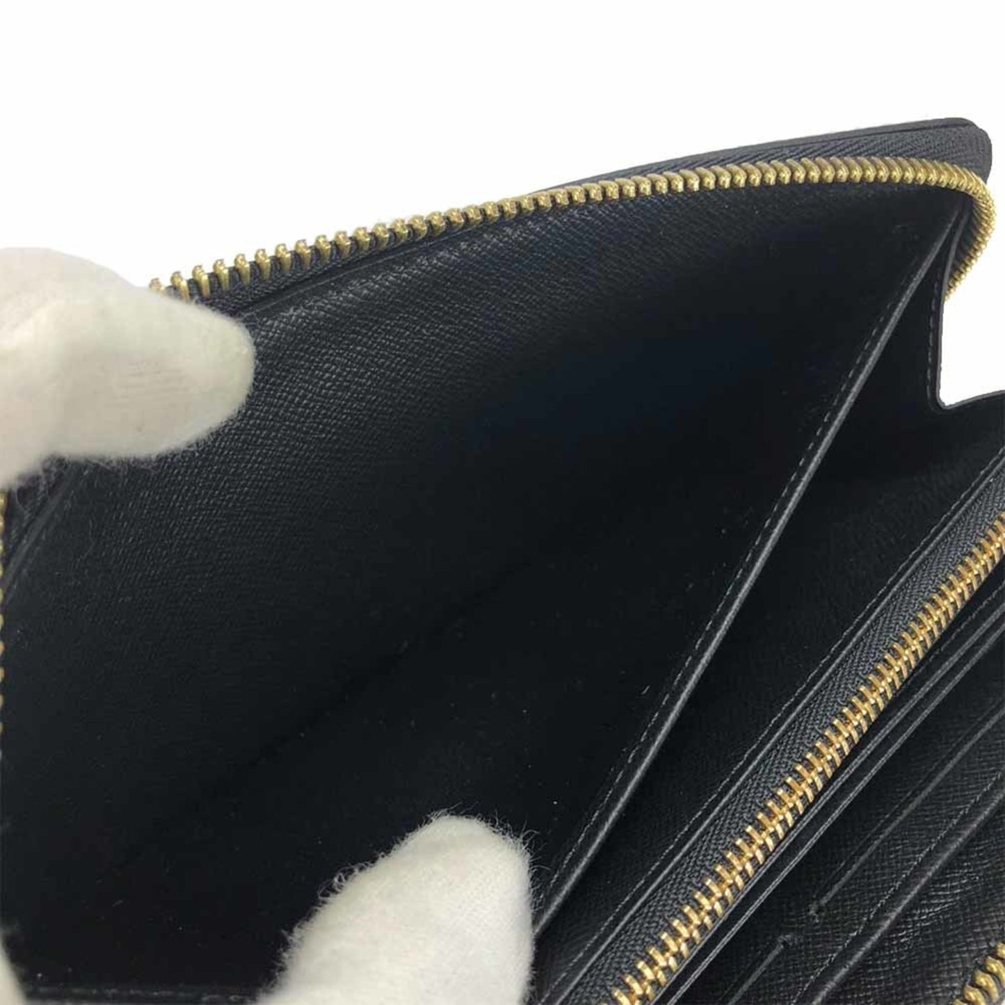 Louis Vuitton Zippy, Black, Leather, wallet