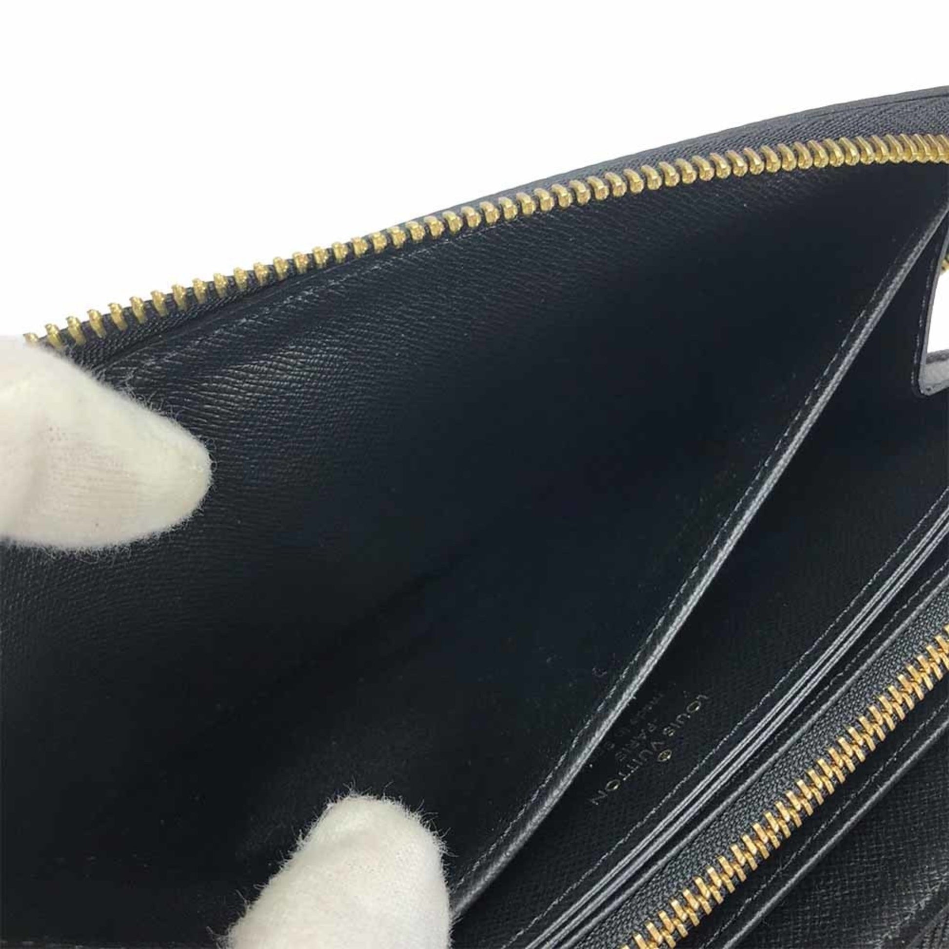 Louis Vuitton Zippy, Black, Leather, wallet