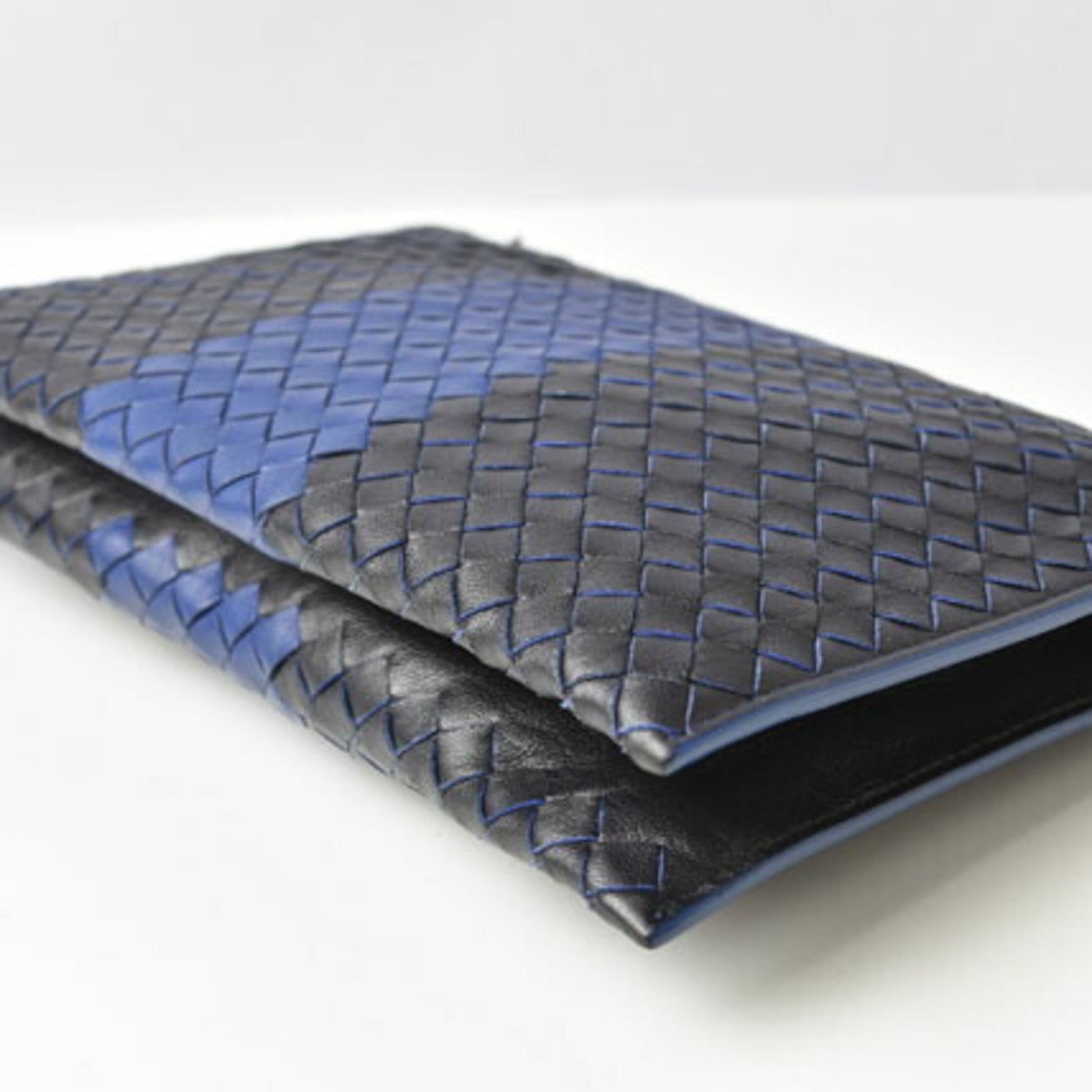 Bottega Veneta Intrecciato, Black, Leather, clutch