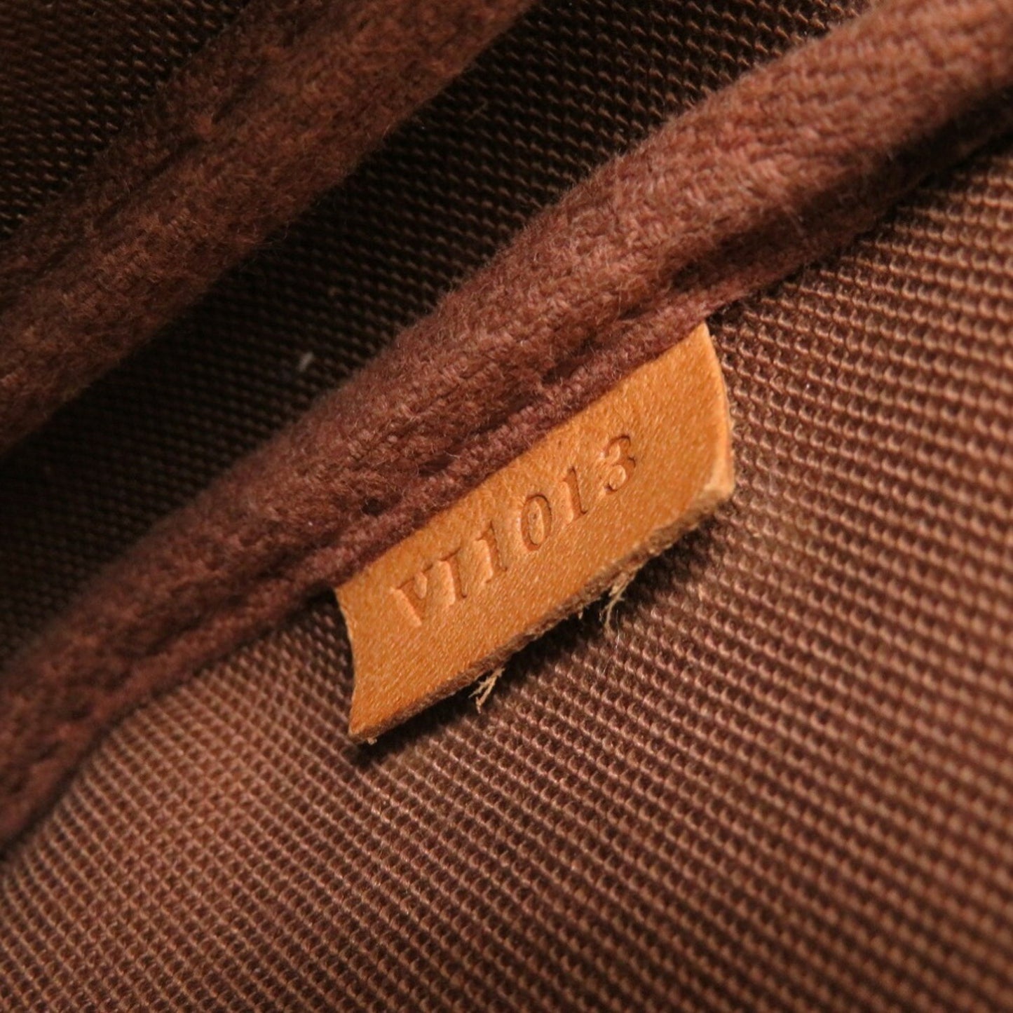 Louis Vuitton Pochette Accessoire, Brown, Canvas, clutch