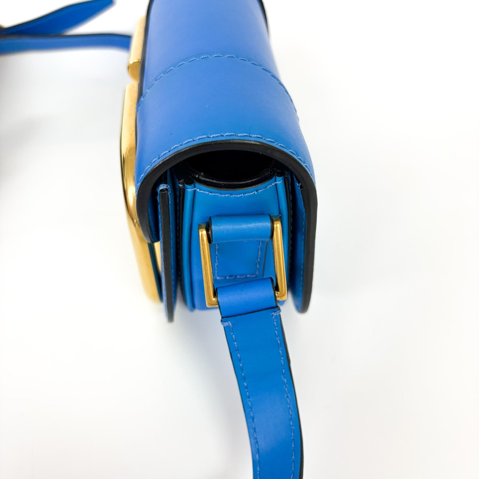 Valentino Garavani Supervee Leather, Blue, Leather, Crossbody Bag