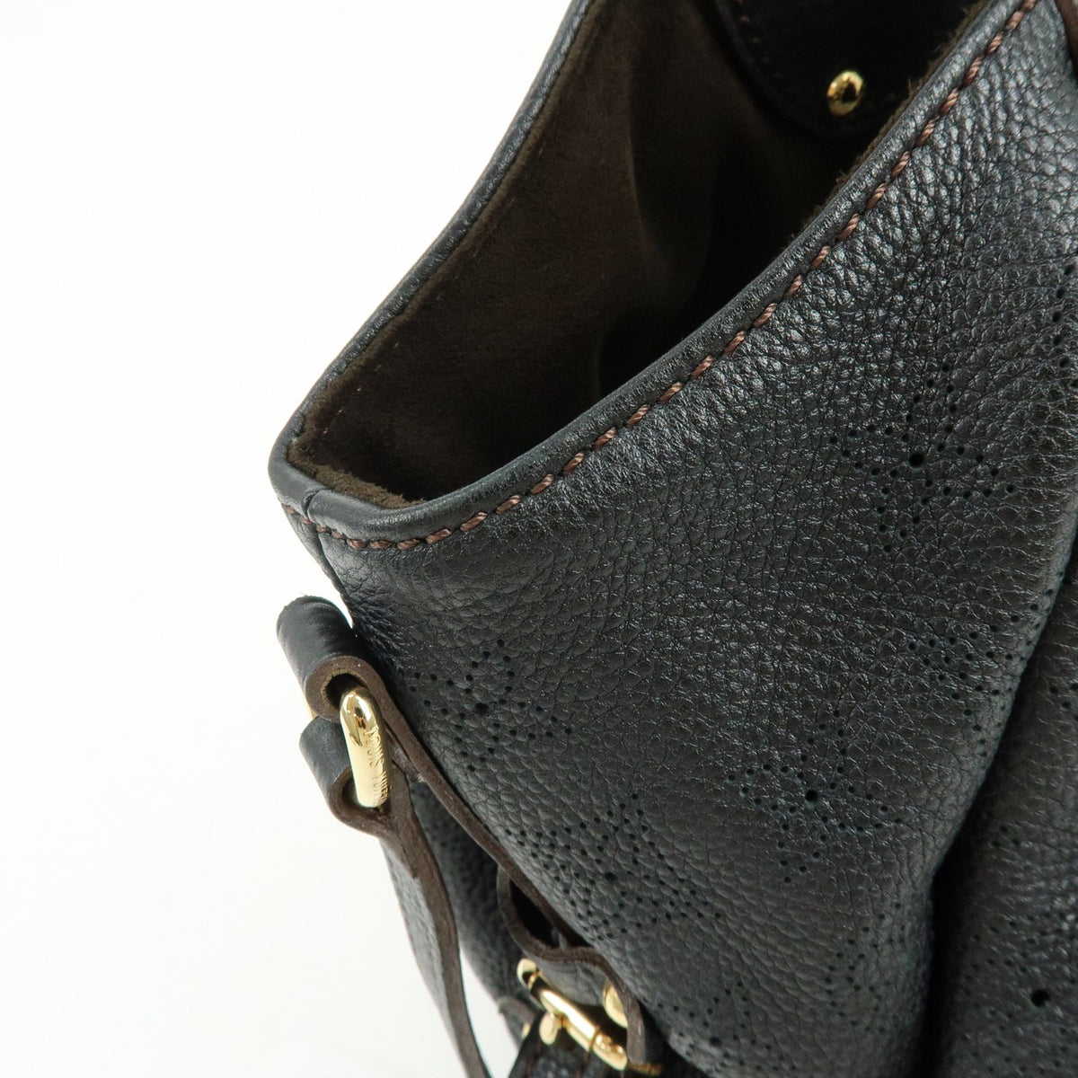 Louis Vuitton L Hobo Mahina Leather, Black, Leather, Shoulder Bag