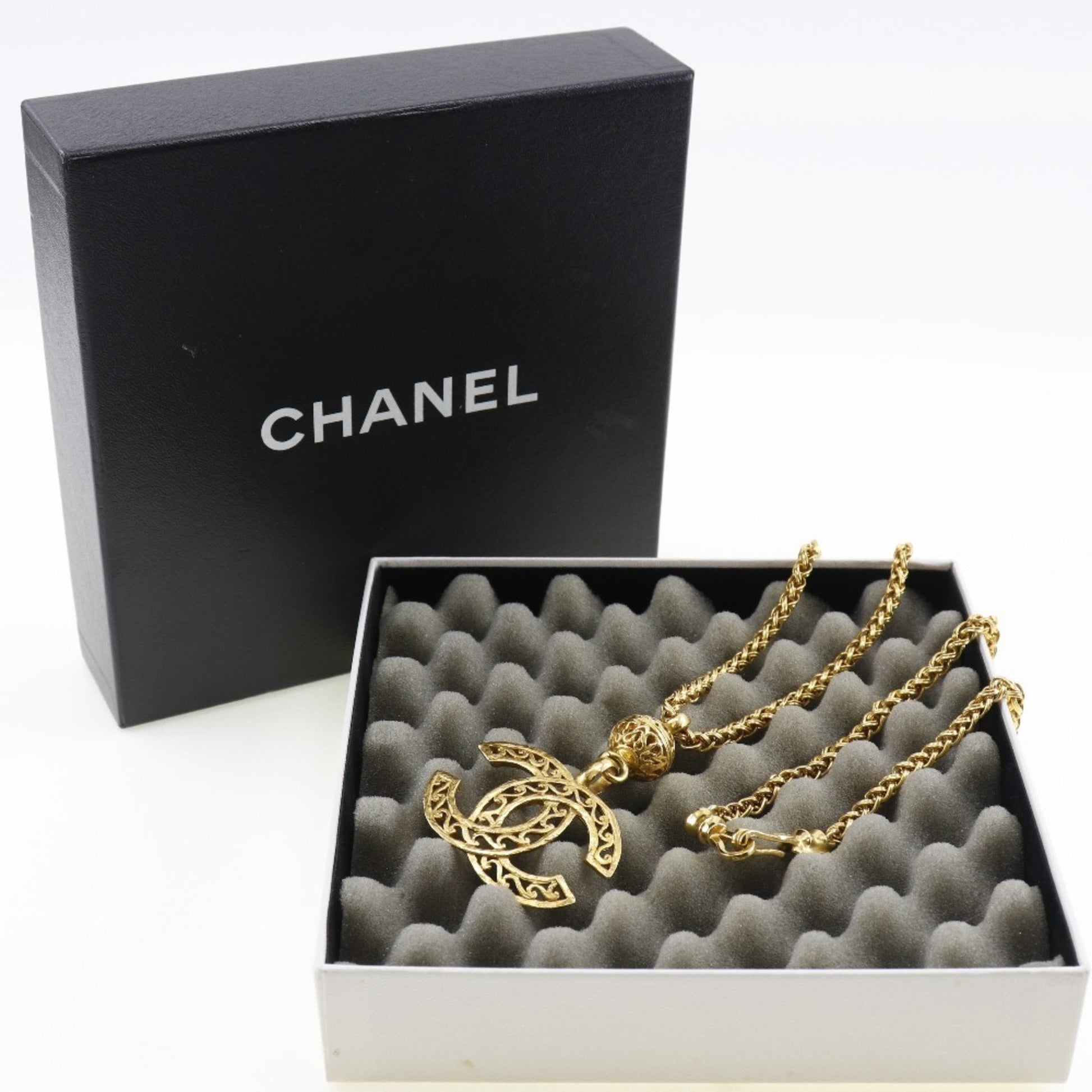 Chanel Coco Mark, Gold, Metal, necklace