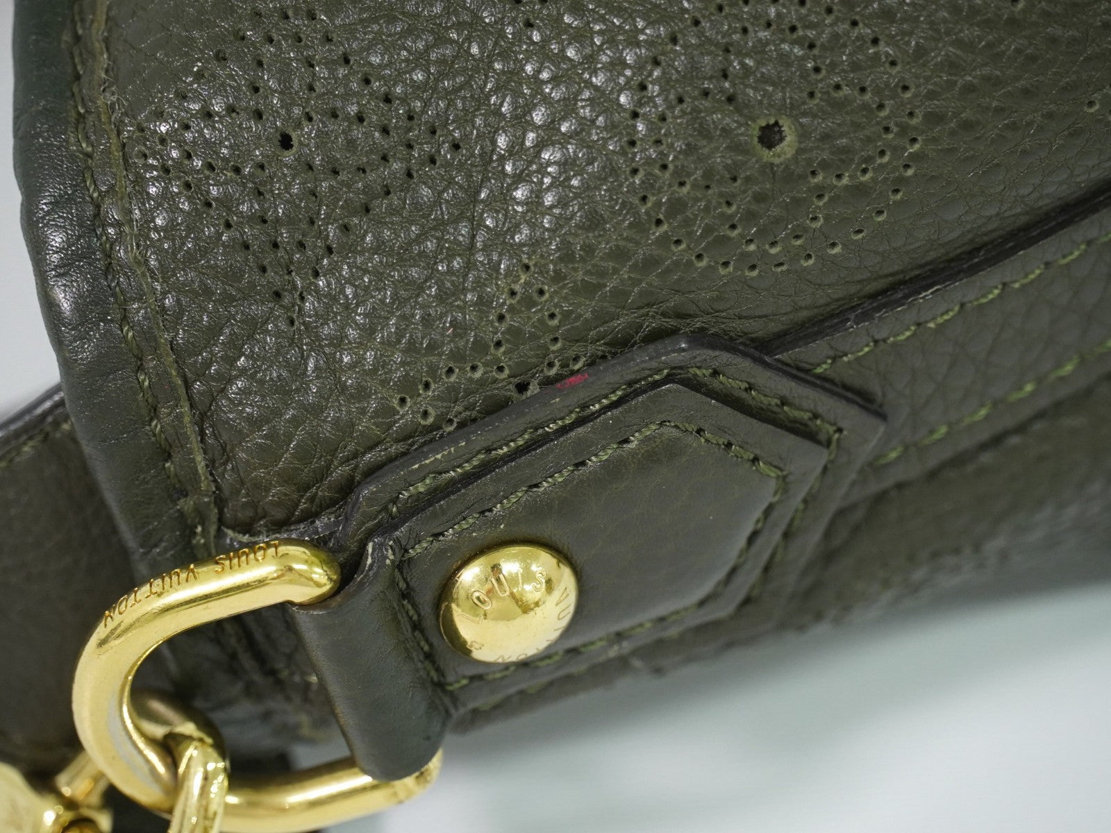 Louis Vuitton Stellar Mahina Leather, Khaki, Leather, Handbag