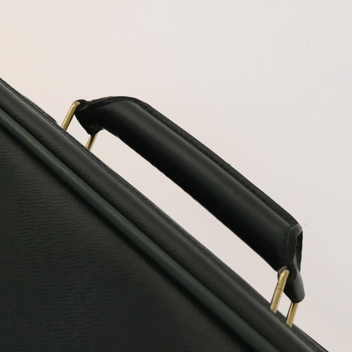 Louis Vuitton Satellite Travel Taiga Leather, Green, Leather, Travel Bag