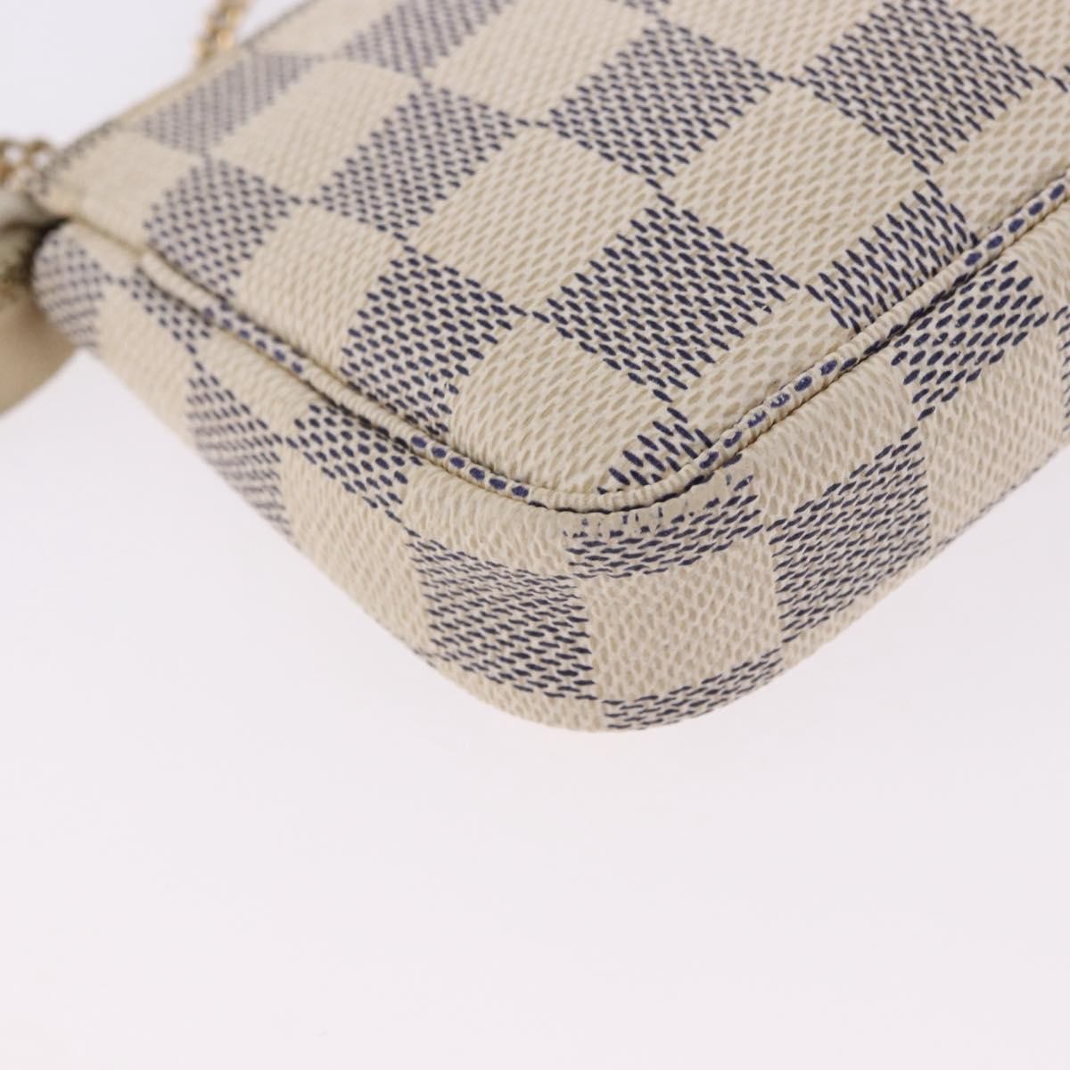 Louis Vuitton Mini pochette accessoires Damier Canvas, Beige, Canvas, Clutch