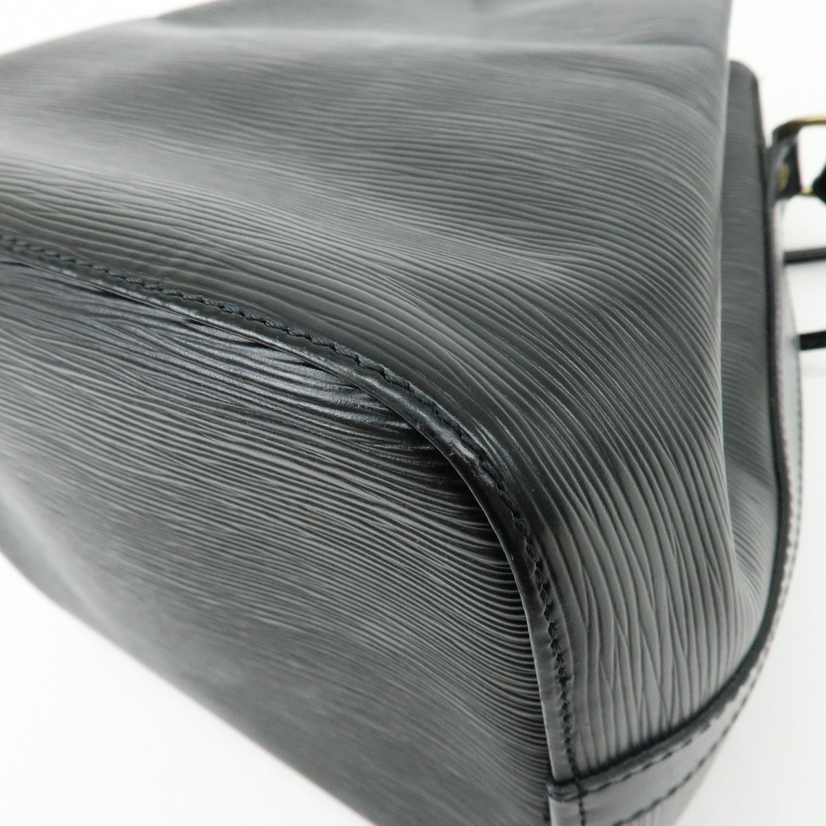 Louis Vuitton Noe Epi Leather, Black, Leather, Shoulder Bag