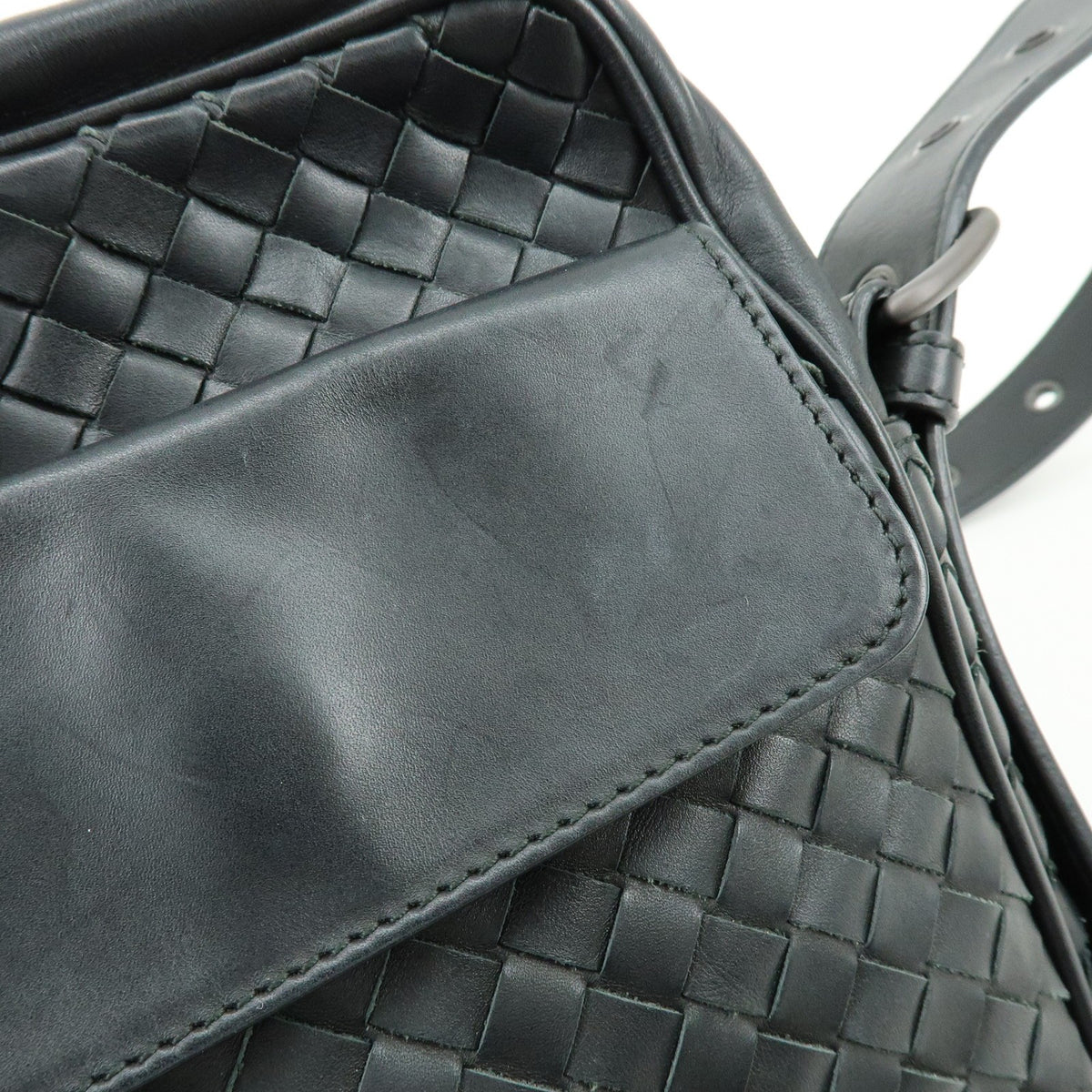 Bottega Veneta Front Pocket Messenger Intrecciato Nappa, Black, Leather, Handbag
