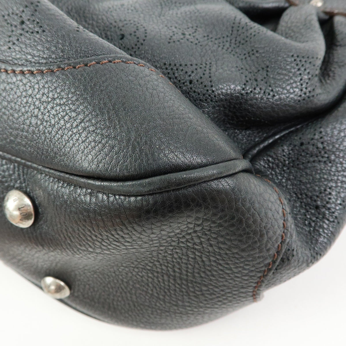 Louis Vuitton Solar Mahina Leather, Black, Leather, Handbag