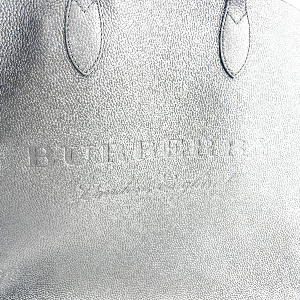 Burberry Remington Embossed Leather, Black, Leather, Tote Bag