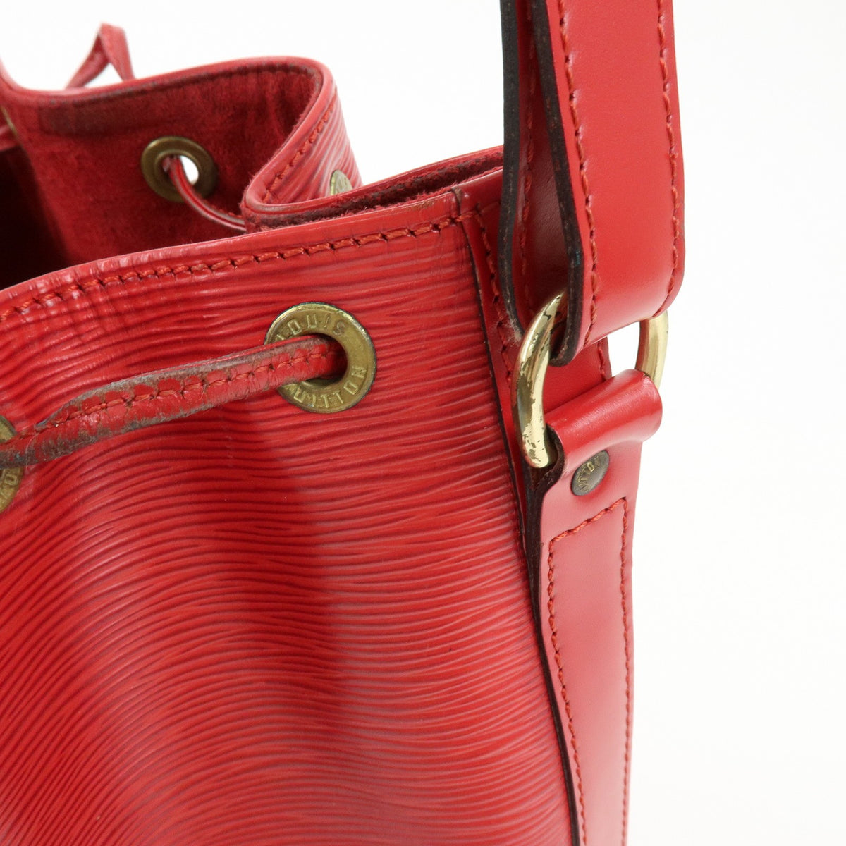 Louis Vuitton Petit Noe Epi Leather, Red, Leather, Handbag