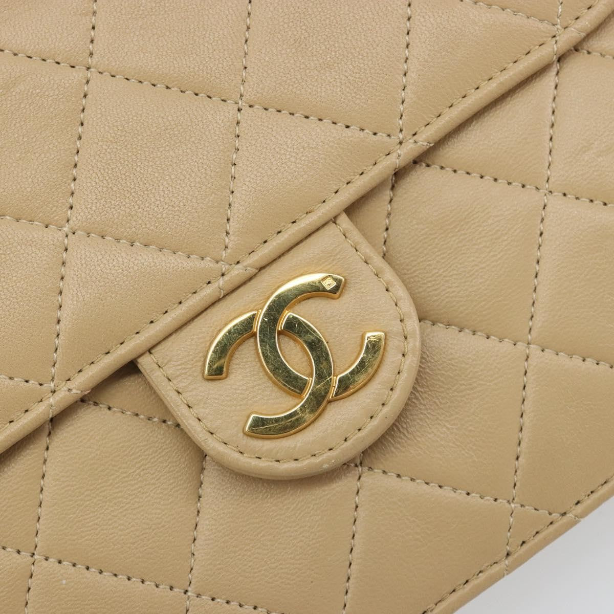 Chanel Vintage Clutch with Chain Quilted Leather, Beige, Leather, Clutch