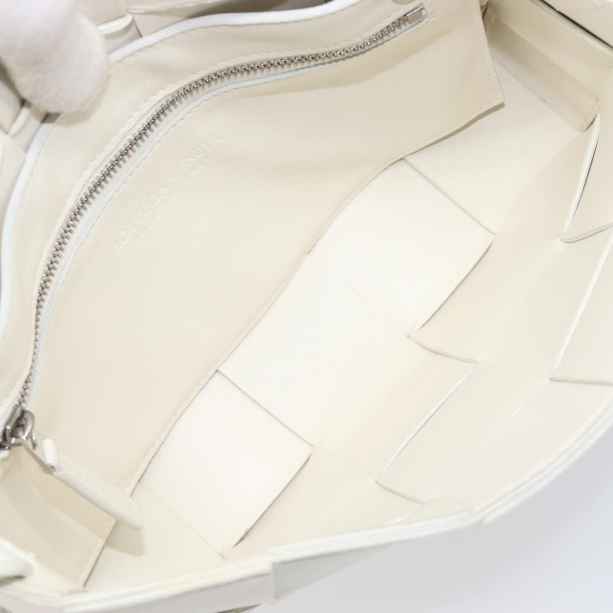 Bottega Veneta Cassette Maxi Intrecciato Leather, White, Leather, Crossbody Bag