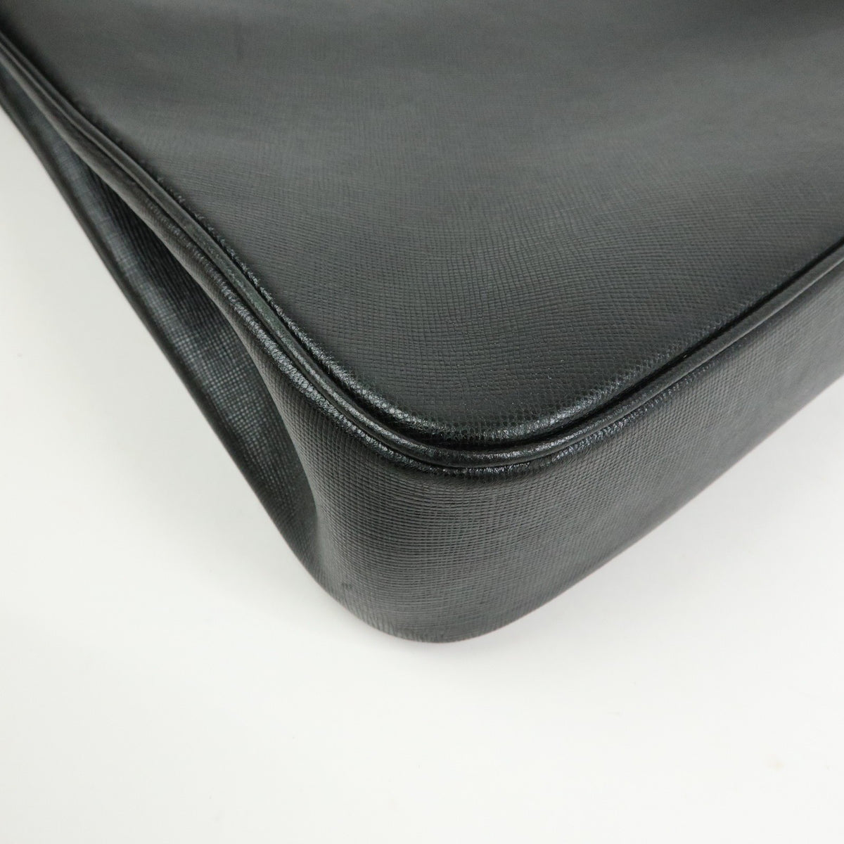 Salvatore Ferragamo Shoulder Bag Leather, Black, Leather, Shoulder Bag