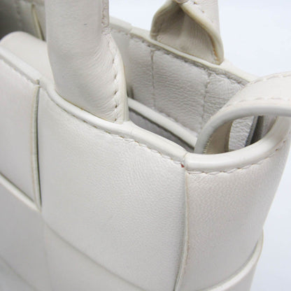Bottega Veneta Cassette Convertible Maxi Intrecciato Leather, White, Leather, Tote Bag
