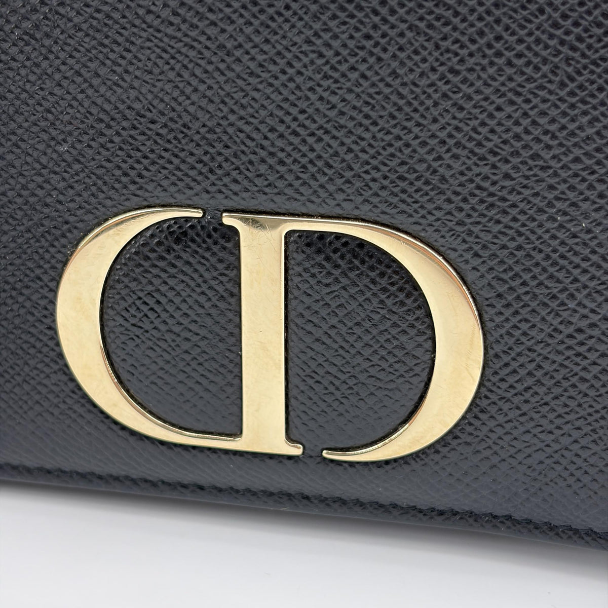 Christian Dior 30 Montaigne 2-in-1 Leather, Black, Calfskin, Clutch