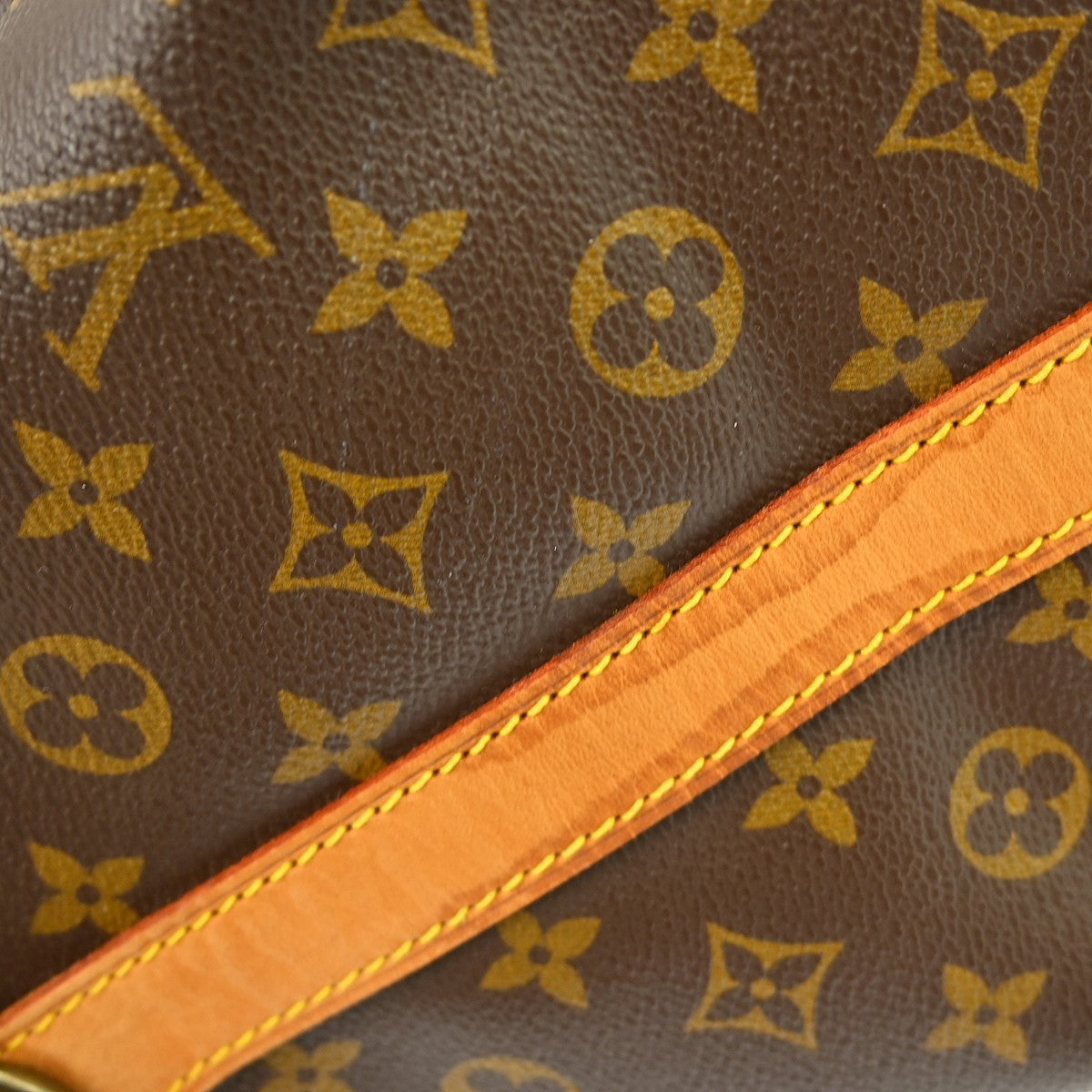 Louis Vuitton Keepall Bandoulière Monogram, Brown, Canvas, Travel Bag