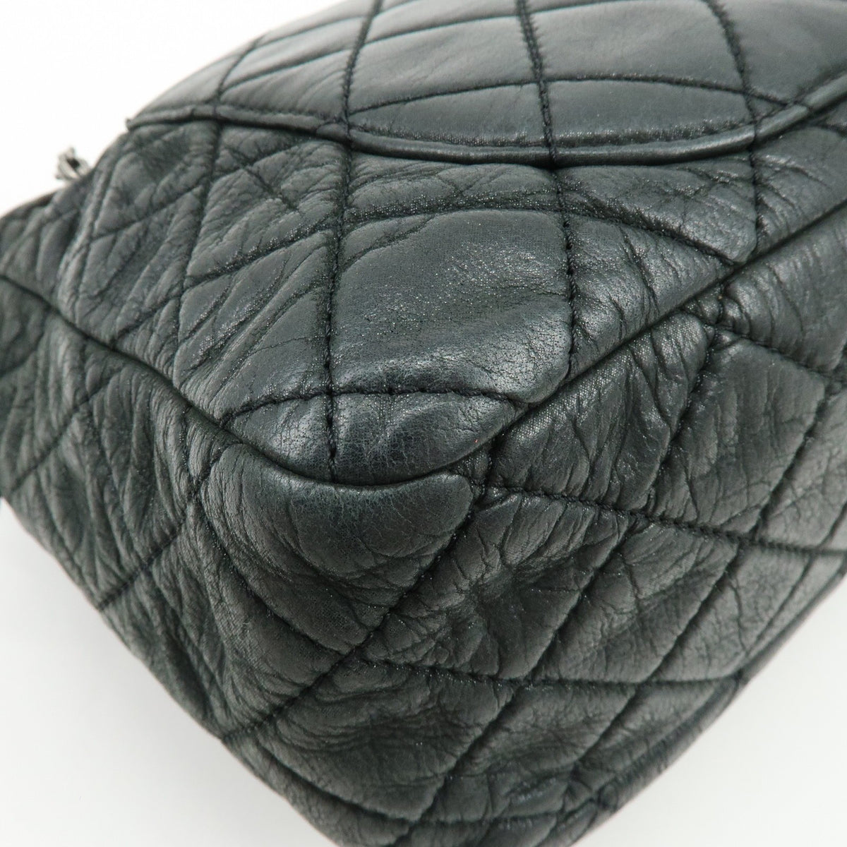 Chanel Shoulder Quilted Leather, Black, Calfskin, Shoulder Bag