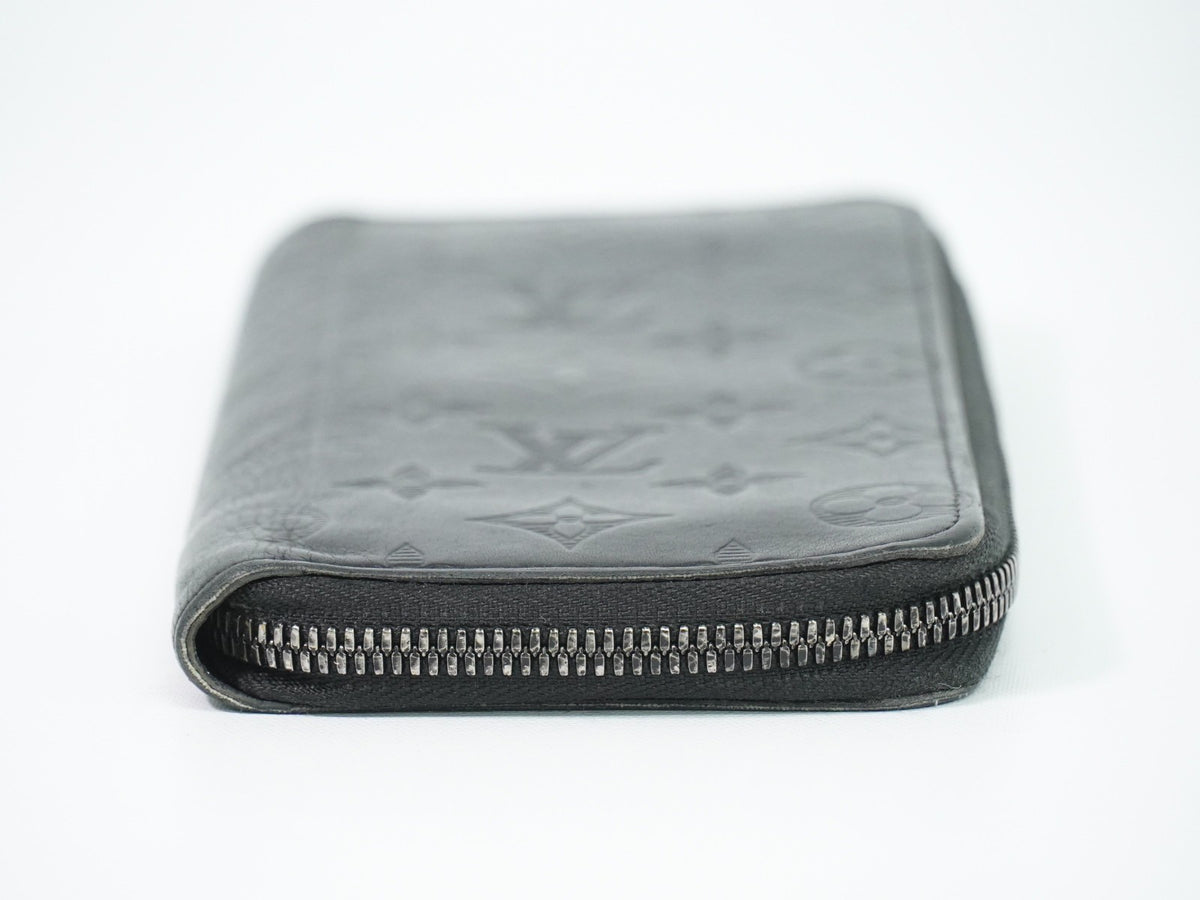 Louis Vuitton Zippy Monogram Shadow Leather, Black, Leather, Wallet