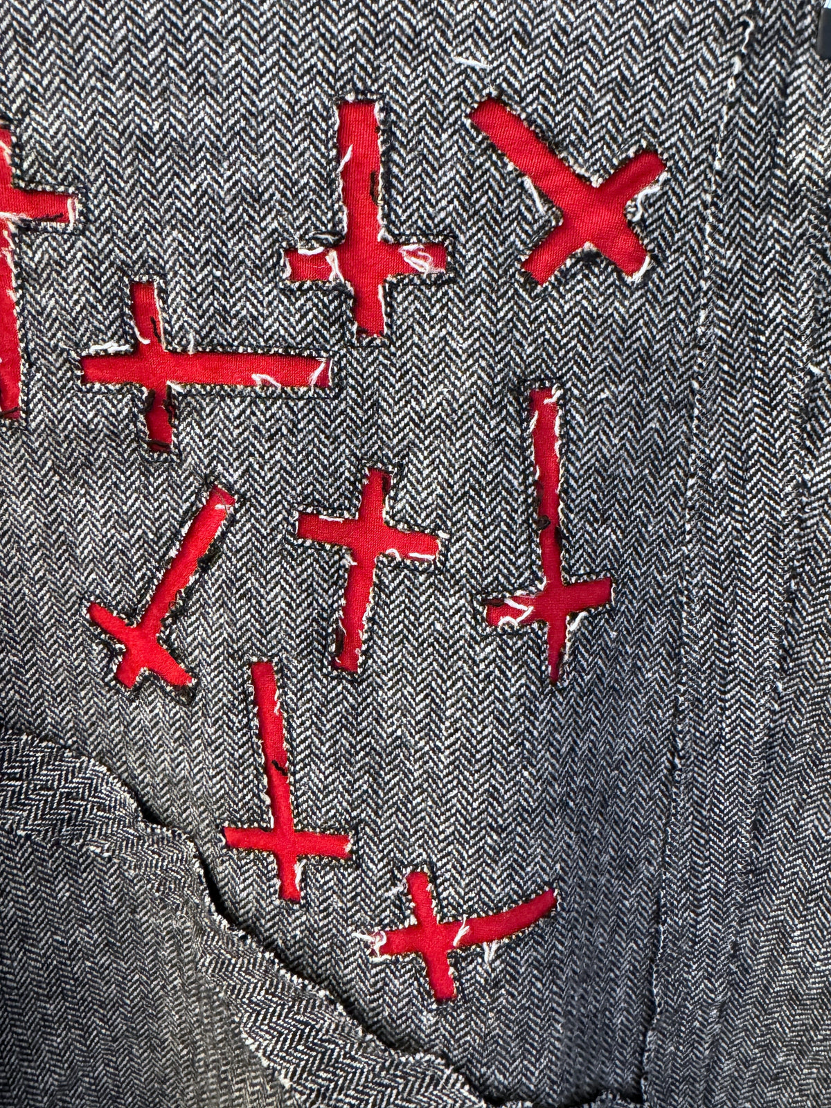 Brandsamsara Andy Warhol grey herringbone wool blend skirt with red stitched cross applique details