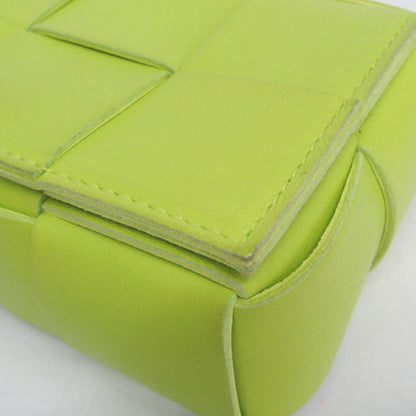 Bottega Veneta Cassette Maxi Intrecciato Leather, Green, Leather, Clutch