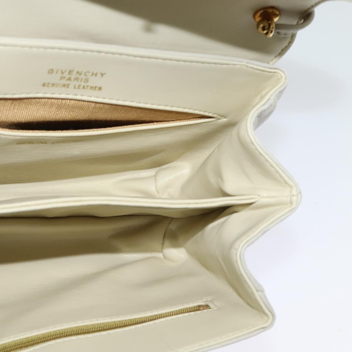 Givenchy 4G shoulder Bag Leather, White, Leather, Shoulder Bag